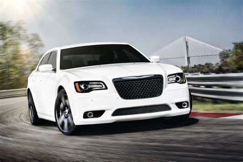 2014 Chrysler 300 Concept and Owners Manual