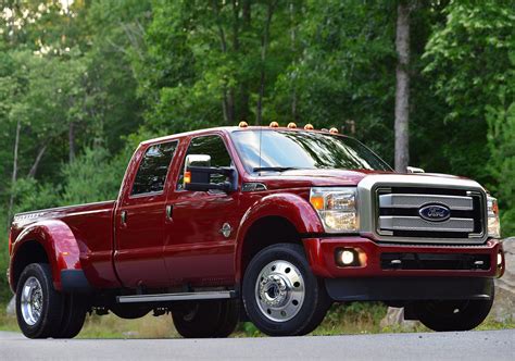 2014 Ford F-450 Concept and Owners Manual