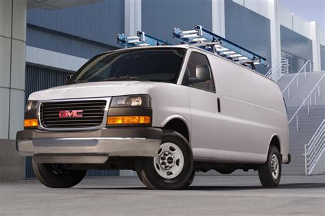 2014 GMC Savana 1500 Concept and Owners Manual