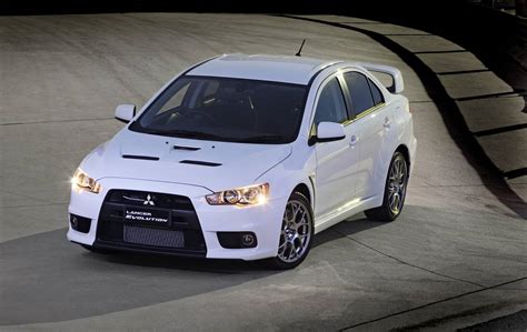 2014 Mitsubishi Lancer Evolution Concept and Owners Manual