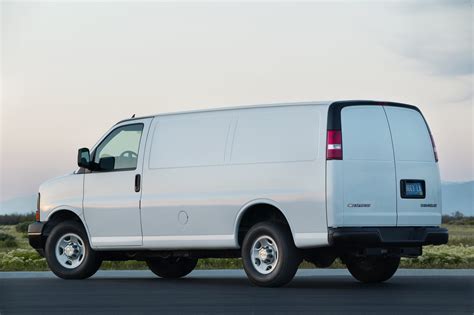 2015 Chevrolet Express 1500 Owners Manual and Concept