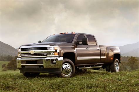 2015 Chevrolet Silverado 3500 Owners Manual and Concept