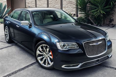 2015 Chrysler 300 Owners Manual and Concept