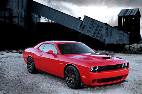 2015 Dodge Challenger SRT Owners Manual and Concept