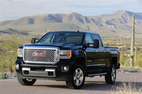 2015 GMC Sierra 2500 Concept and Owners Manual