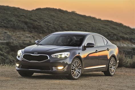 2015 Kia Cadenza Concept and Owners Manual