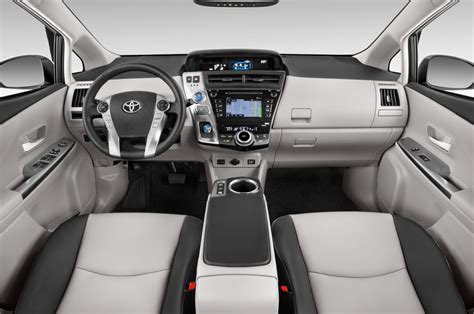 2015 Toyota Prius v Interior and Redesign
