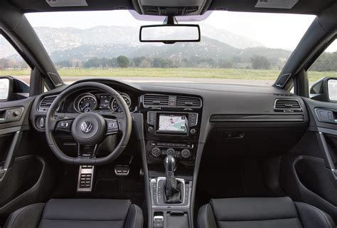 2015 Volkswagen Golf R Interior and Redesign