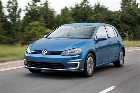 2015 Volkswagen e-Golf Owners Manual and Concept