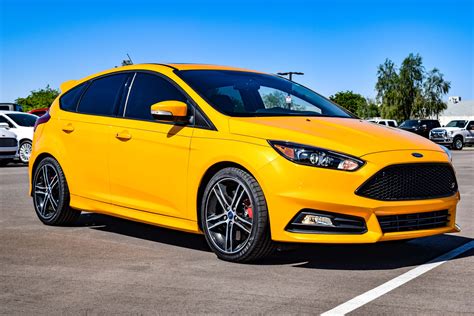 2016 Ford Focus ST Owners Manual and Concept
