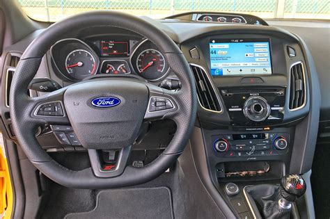 2016 Ford Focus ST Interior and Redesign