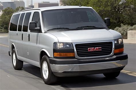 2016 GMC Savana 3500 Concept and Owners Manual