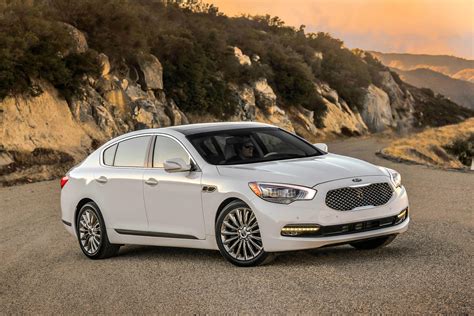 2016 Kia K900 Concept and Owners Manual