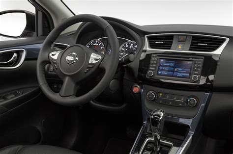 2016 Nissan Sentra Interior HD Wallpaper
