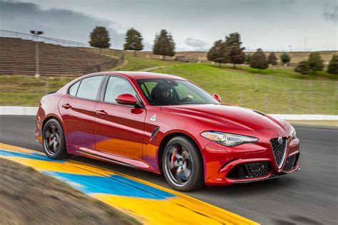 2017 Alfa Romeo Giulia Owners Manual