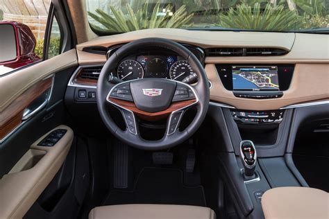 2017 Cadillac XT5 Interior and Redesign