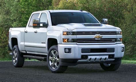 2017 Chevrolet Silverado 2500 Owners Manual and Concept