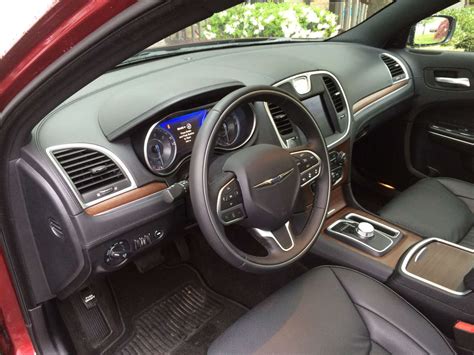 2017 Chrysler 300C Interior and Redesign