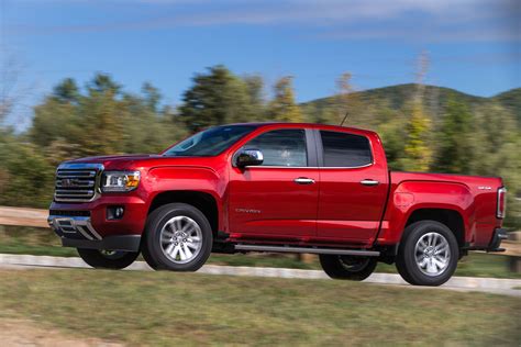 2017 GMC Canyon Concept and Owners Manual