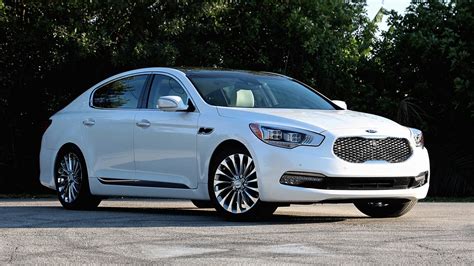 2017 Kia K900 Concept and Owners Manual