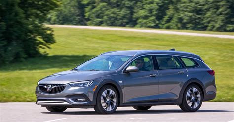 2018 Buick Regal TourX Owners Manual