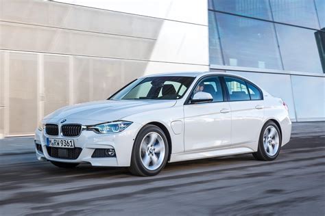 2018 BMW 3-Series Owners Manual