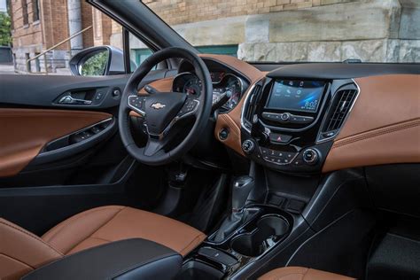 2018 Chevrolet Cruze Interior and Redesign