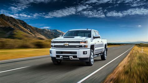 2018 Chevrolet Silverado 2500 Owners Manual and Concept