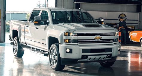 2018 Chevrolet Silverado 3500 Owners Manual and Concept