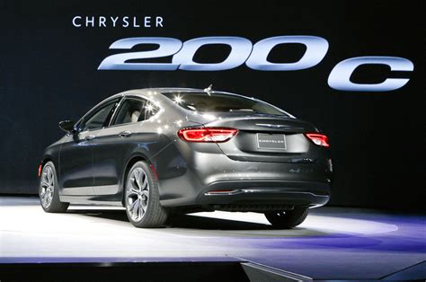 2018 Chrysler 200 Owners Manual
