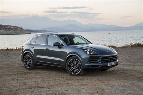 2018 Porsche Cayenne Owners Manual