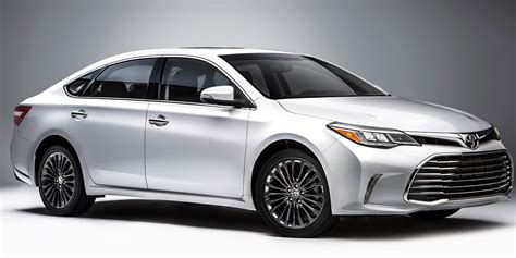 2018 Toyota Avalon Owners Manual and Concept