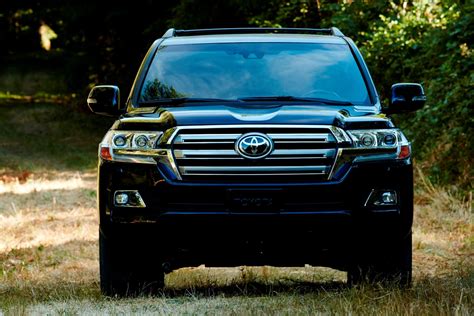 2018 Toyota Land Cruiser Owners Manual and Concept