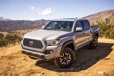 2018 Toyota Tacoma Owners Manual and Concept