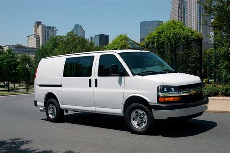 2019 Chevrolet Express 2500 Owners Manual and Review