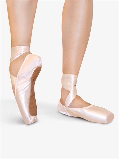 3/4 shank pointe shoes