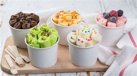 32 Below Rolled Ice Cream: The Coolest Treat in Town