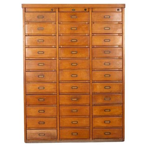 33 Drawer Chest