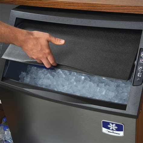 A Complete Guide to Rapid Ice Makers: Revolutionary Cooling at Your Fingertips