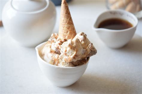 A Symphony of Sweet Indulgence: Caramel Macchiato Ice Cream