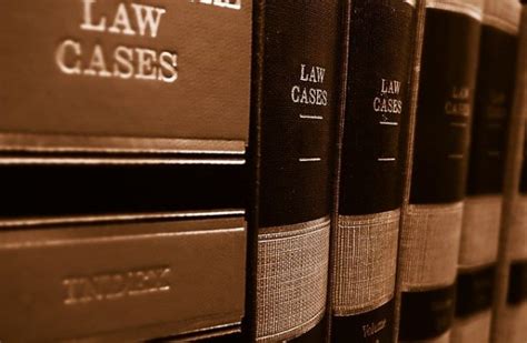 Advokat Uddevalla: Din guide till att hitta den bästa advokaten för dig