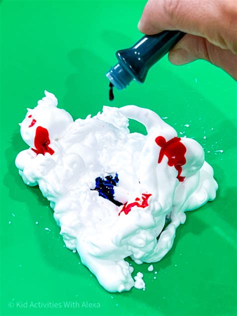 Art Using Shaving Cream And Food Coloring