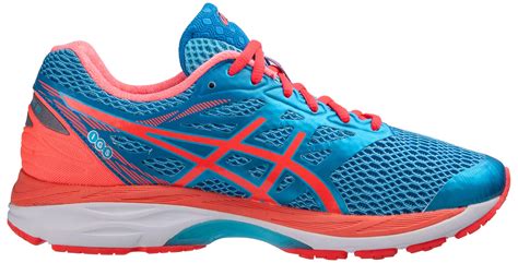 Asics Gel-Cumulus 18 Running Shoe (Womens): A Symphony of Comfort and Performance