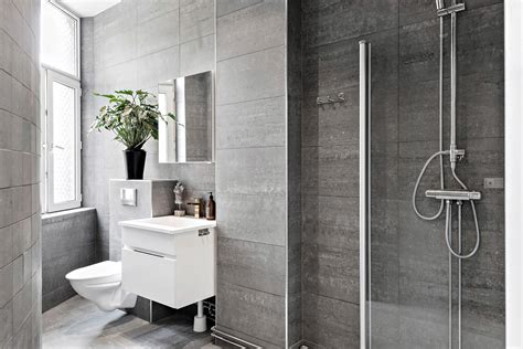 Badrum grått kakel: Förvandla ditt badrum till en oas av lugn och elegans