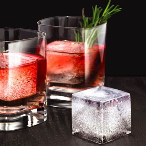 Bar Ice Cubes: The Ultimate Guide to a Perfect Drink Experience