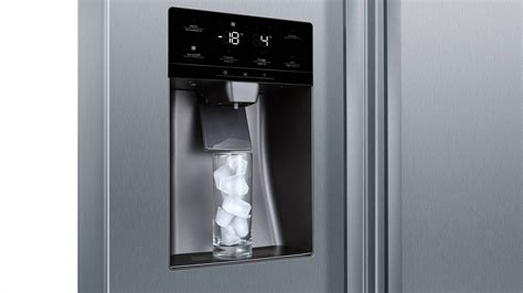 Beku Buzdolabı Buz Makinesiyle Serinliğin Keyfini Çıkarın!