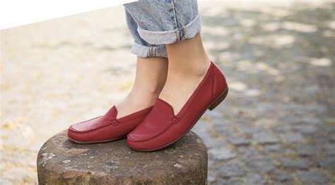 Bekväma skor för kvinnor: En omfattande guide till att hitta det perfekta paret