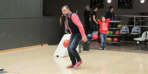 Bowling stenungsund: Ett sätt att uppleva gemenskap, glädje och spänning