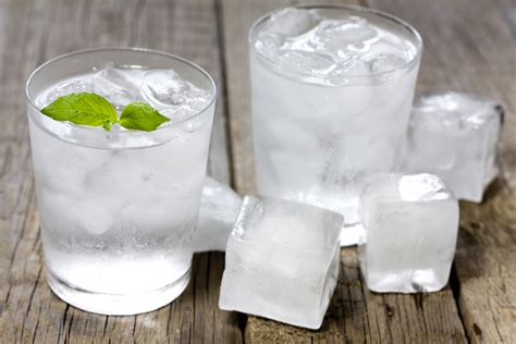 Bring Clarity to Your Drinks: The Ultimate Guide to Clear Ice Buy