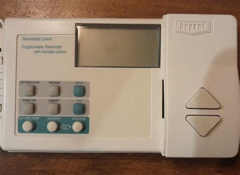 Bryant Programmable Thermostat With Humidity Control Manual